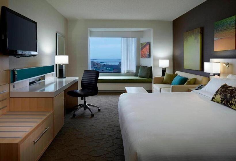 Standard Room King Size Bed, Delta Hotels By Marriott Prince Edward