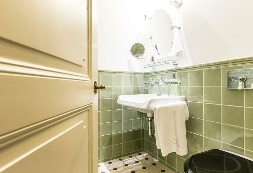 Классический Номер с Видом, Grandhotel Giessbach
