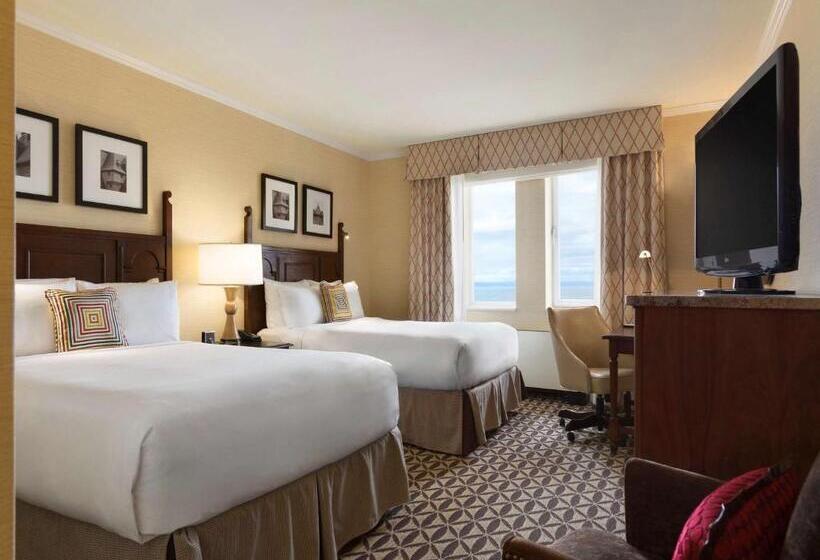 带2个双人床的标准工作室, Fairmont Le Manoir Richelieu