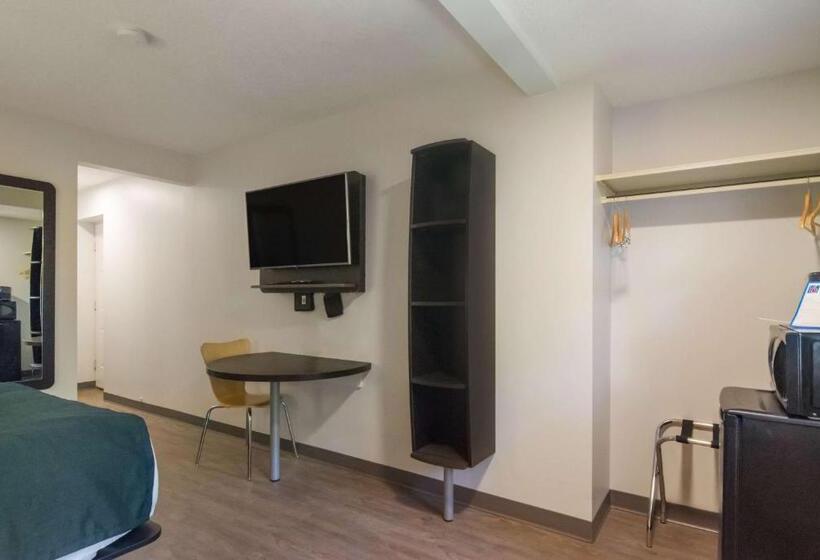 Стандартный Номер Кровать Кинг, Motel 6saanichton, Bc  Victoria Airport