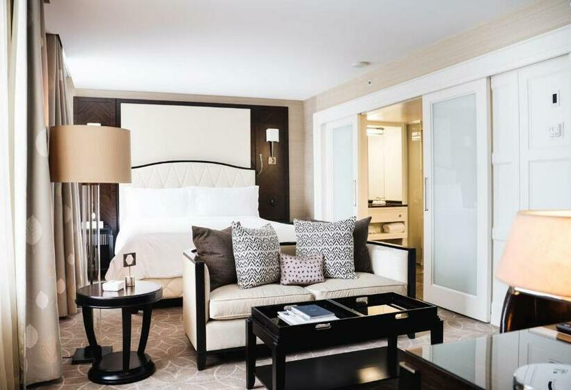 带大床的行政房间, Rosewood Hotel Georgia