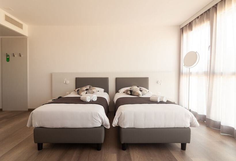 Номер бизнес-класса, Albergo Milano