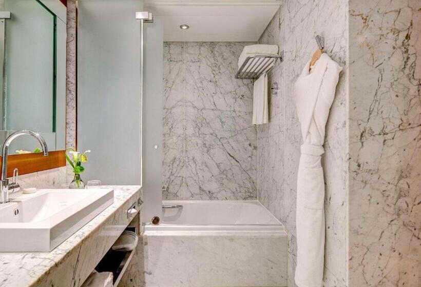 سوئیت جونیور اینتریور, Fairmont Grand Hotel Geneva