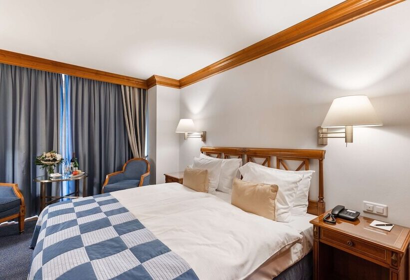 Классический Номер с Видом, Grand Hotel Zermatterhof