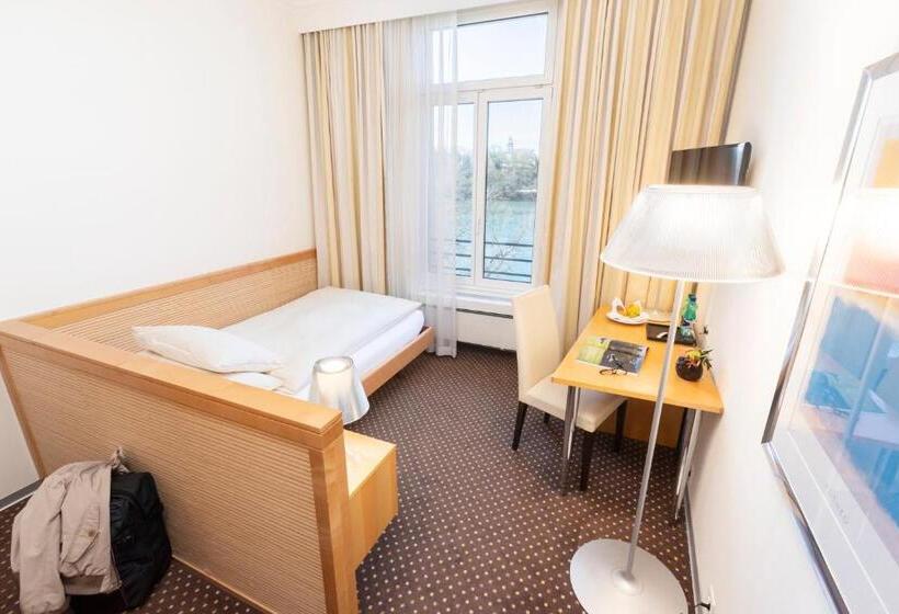 Номер Стандарт Индивидуальный, Park Hotel Am Rhein   Gesundheitshotel Und Residenzen