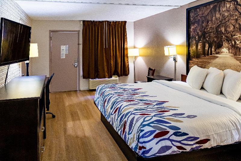 Suit Deluxe, Jin Jiang