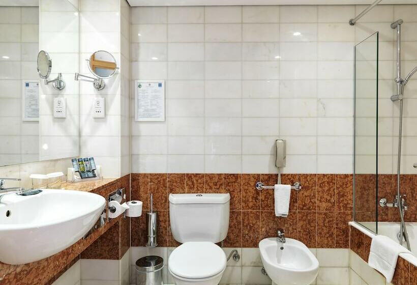 行政房间, St Raphael Resort