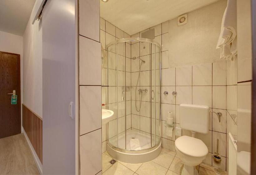 Апартаменты 1 Спальня, Apart Hotel Deutschmeister