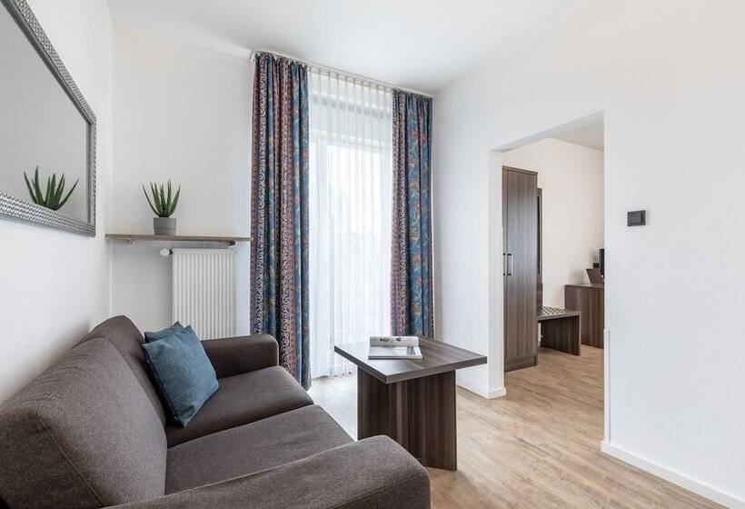 اتاق راحتی, Continental Frankfurt
