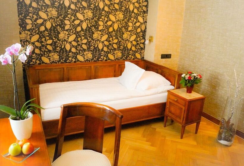 Номер Стандарт Индивидуальный, Boutiquehotel Oberkirch Im Zentrum