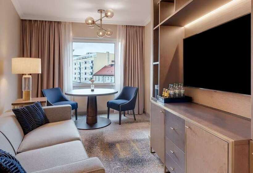 带大床的行政房间, Hilton Munich City