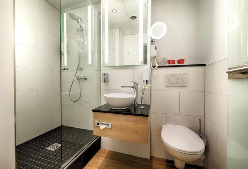 Трехместный Номер Superior, Leonardo Hotel Munich City North