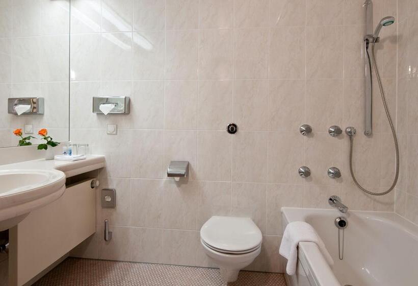 스탠다드 스튜디오, Maritim Hotel Magdeburg