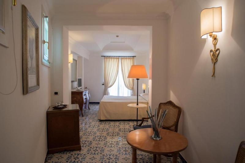 Номер Комфорт, Maritim Titisee