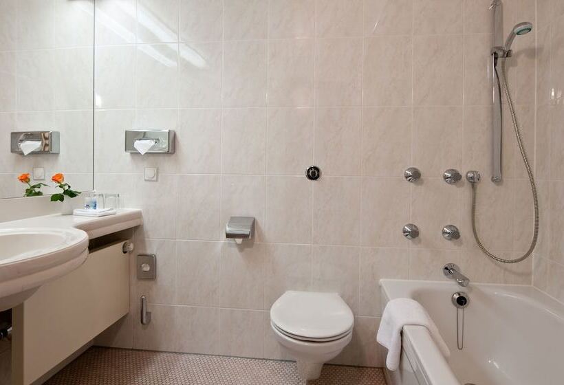 수피리어 룸, Maritim Hotel Magdeburg