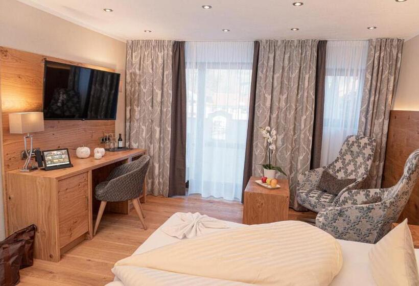 Номер Стандарт с Балконом, Parkhotel Burgmühle