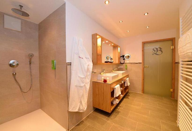 Полулюкс с Балконом, Parkhotel Burgmühle
