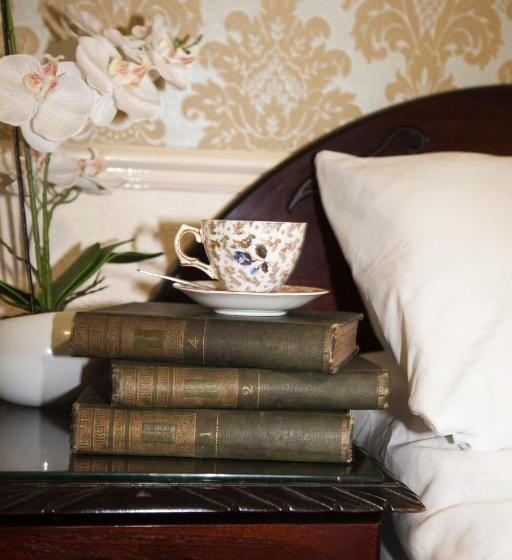 Семейный Номер, Club House Hotel Kilkenny