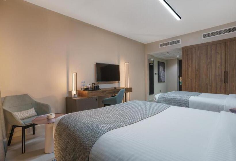 Habitación Superior Vista Ciudad, Holiday International