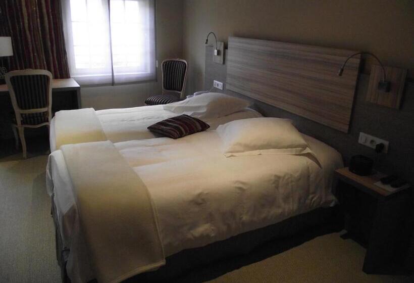 Люкс 2 Спальни, Hostellerie Au Cygne