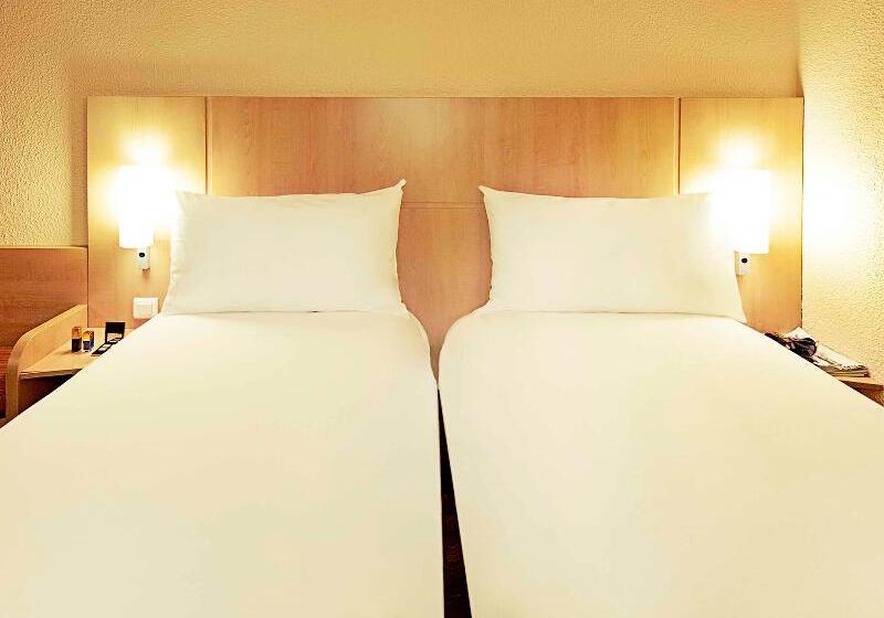 Номер Стандарт, Ibis Tours Centre Gare