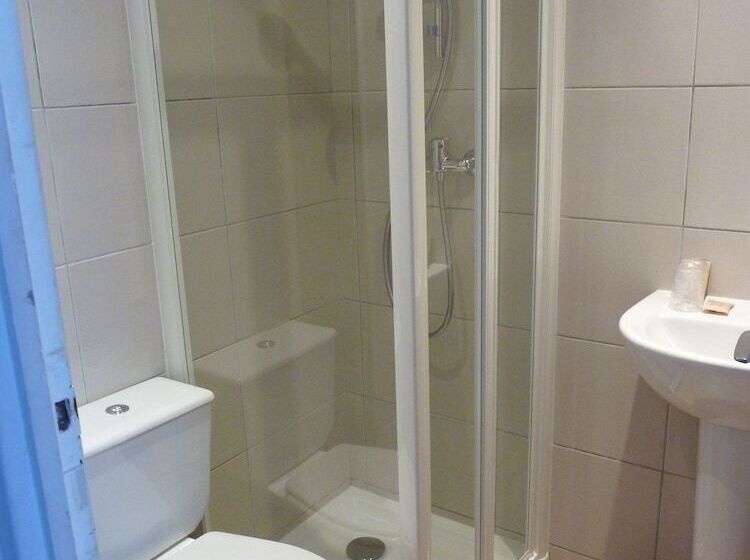 Номер Стандарт Трехместный, Hôtel Belazur