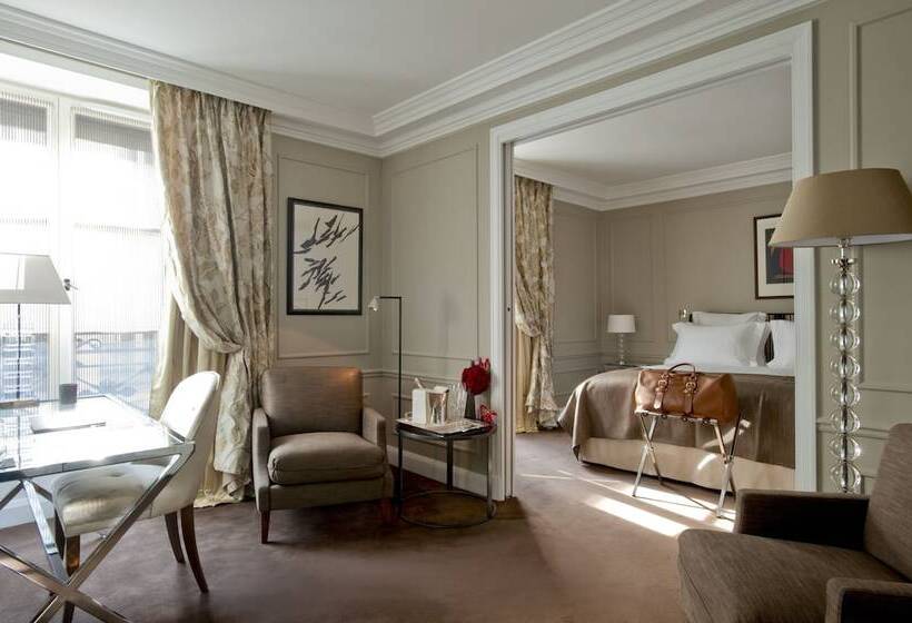 سوییت جونیور, Le Burgundy Paris