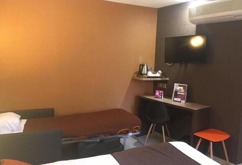 Quarto Triplo Comfort, The Originals City, Hôtel Le Boeuf Rouge, Saintjunien