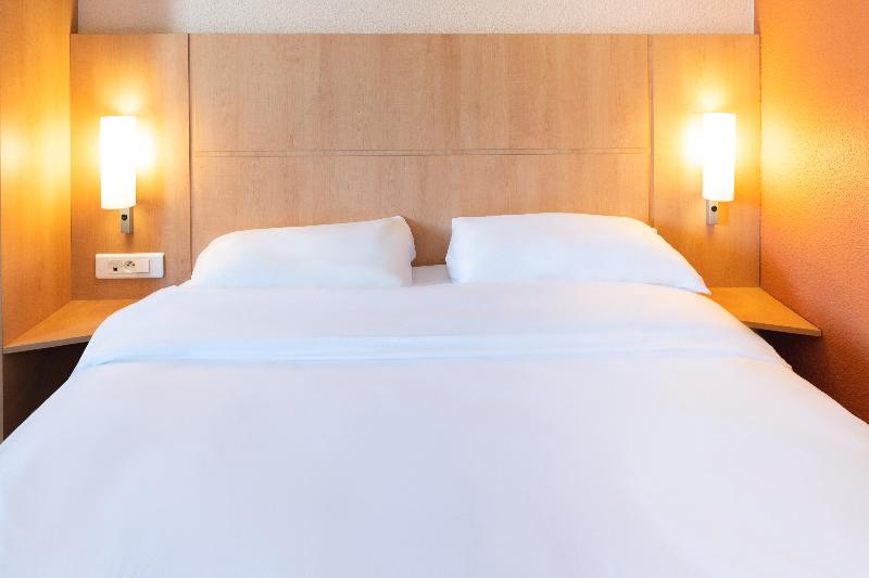Номер Стандарт, B&B HOTEL Rouen Centre Rive Droite
