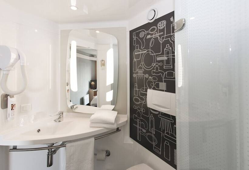 Номер Стандарт Двуспальная Кровать, Ibis Avranches Baie Du Mont Saint Michel