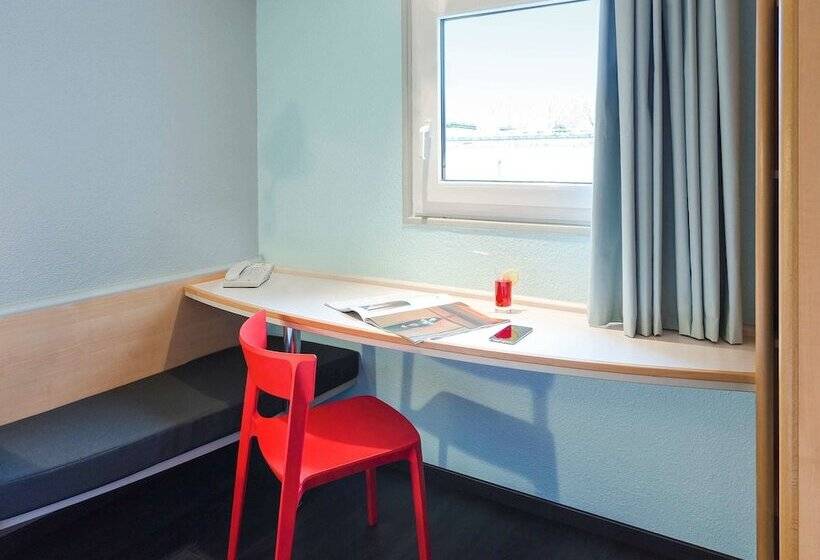 Номер Стандарт, Ibis Bourges Centre