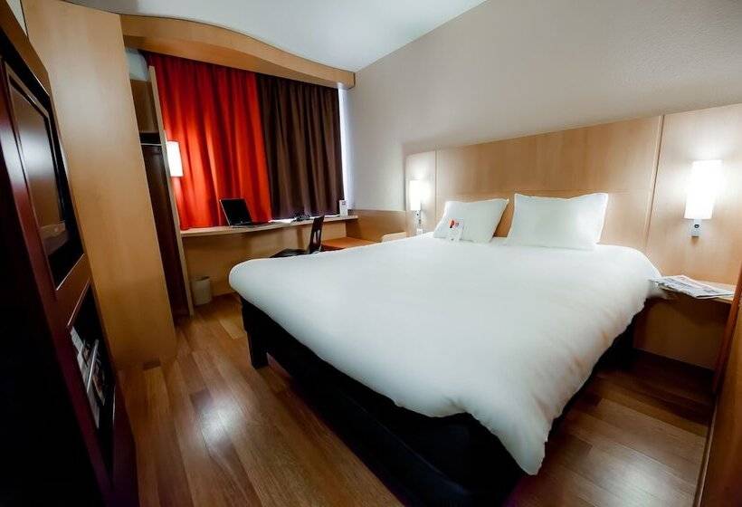 Номер Стандарт, Ibis Vannes