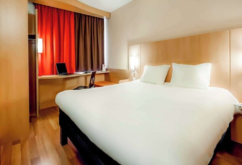 Номер Стандарт Двуспальная Кровать, Ibis Vannes