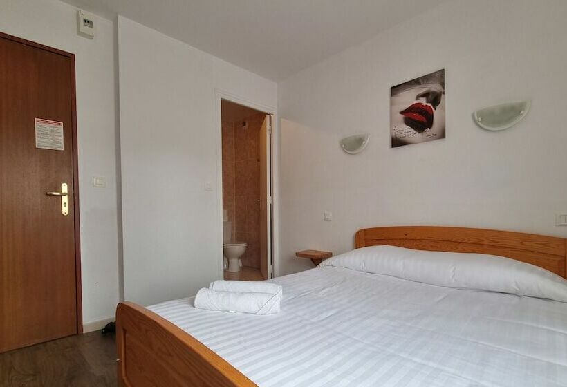 Номер Стандарт, Le Catalan   Hôtel Et Appartements