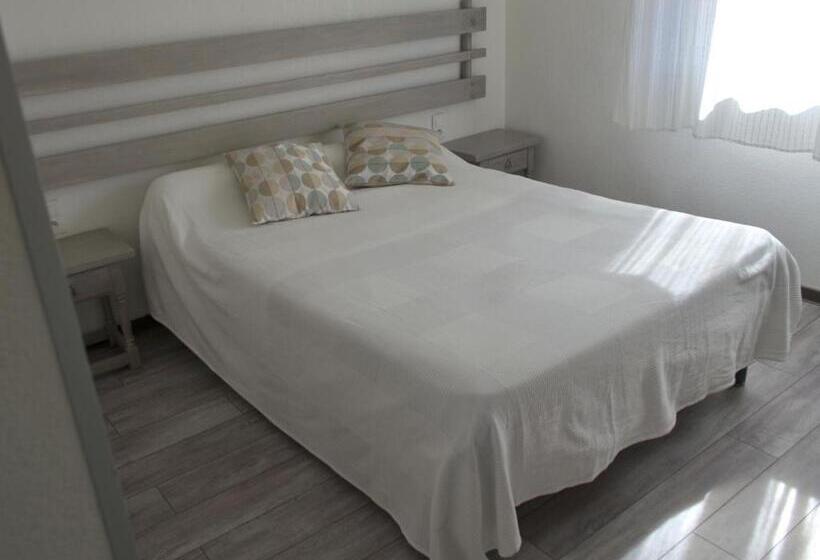 Номер Economy, Hôtel Les Mimosas