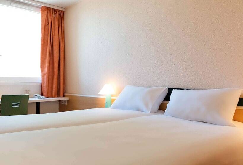 Номер Стандарт, Ibis Lyon Est Bron