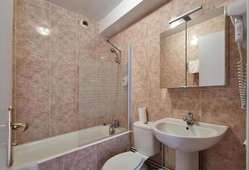 Номер Стандарт, Le Catalan   Hôtel Et Appartements