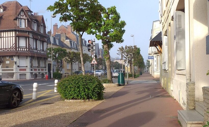 Классический Номер, Le Chantilly