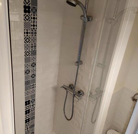 Quarto Basic, Mondial