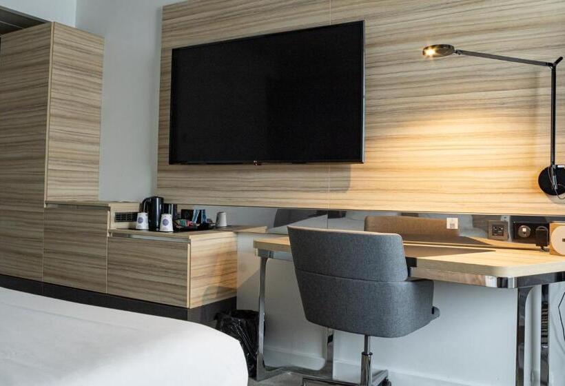 Номер Классика Двуспальная Кровать, Novotel Valence Sud