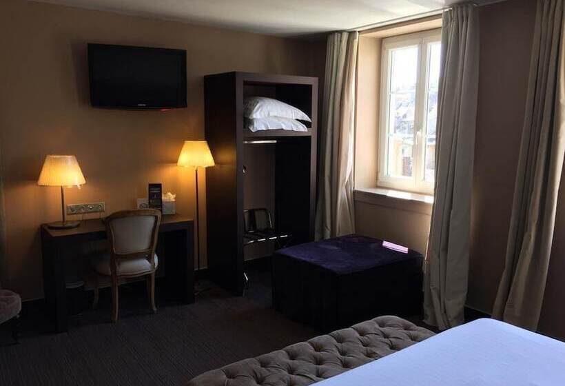Трехместный Номер Superior, De Paris