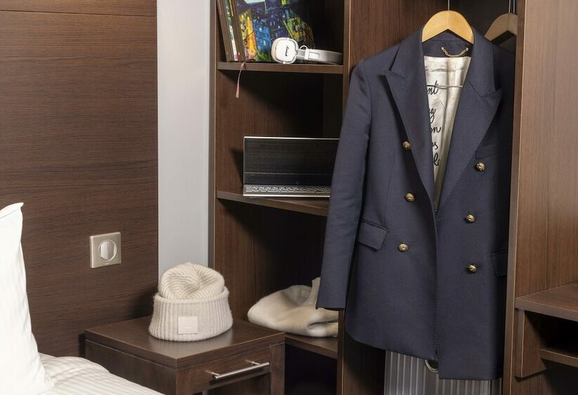 クラシックルーム, L Interlude