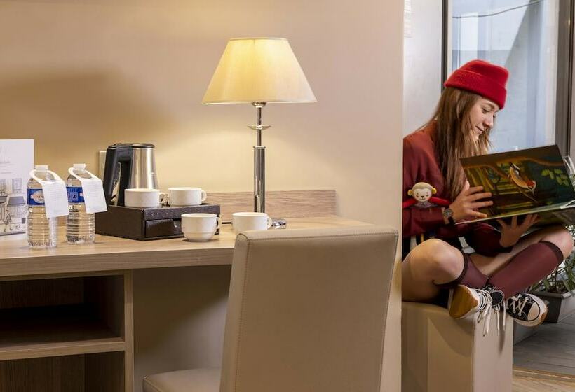 スタンダード４人部屋, L Interlude