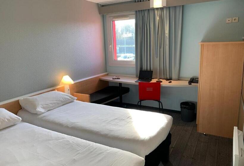Номер Стандарт, Ibis Auray