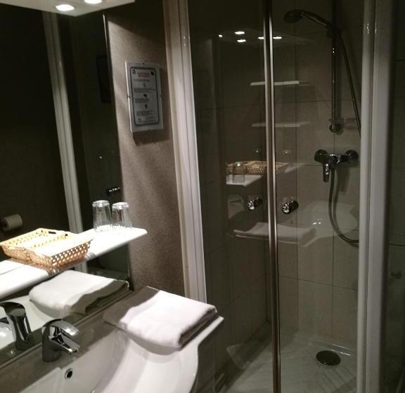 Номер Стандарт Вид на Сад, Lys Hôtel
