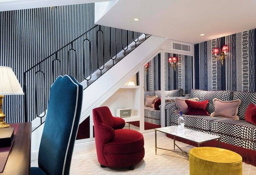 سوییت, Relais Christine