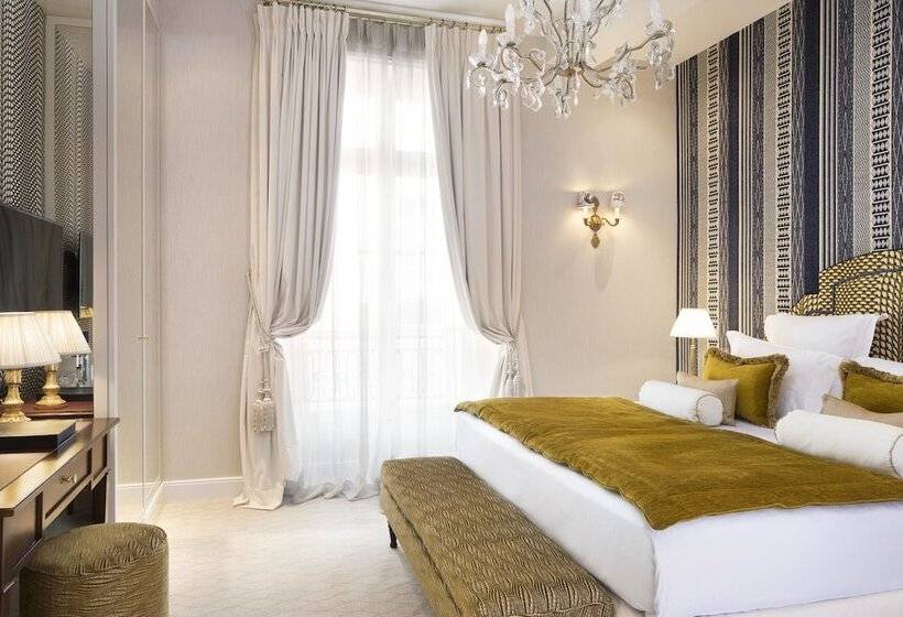 اتاق سوپریور, Relais Christine