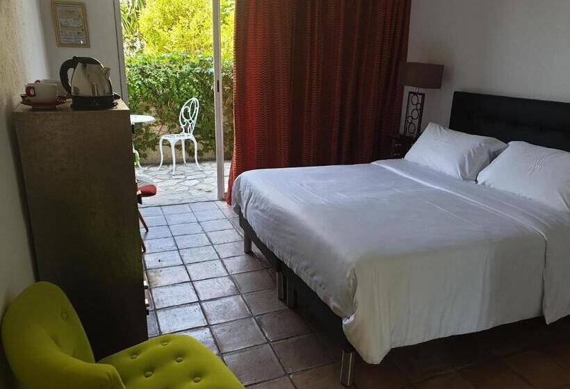 Номер Стандарт, Hôtel La Villa Sainte Valérie Adults Only