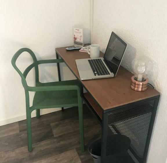 Номер Стандарт, Tourhôtel