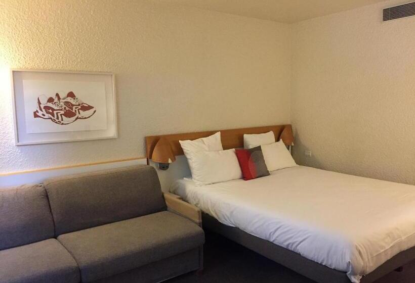 Номер Стандарт Трехместный, Novotel Marseille Est Porte D Aubagne